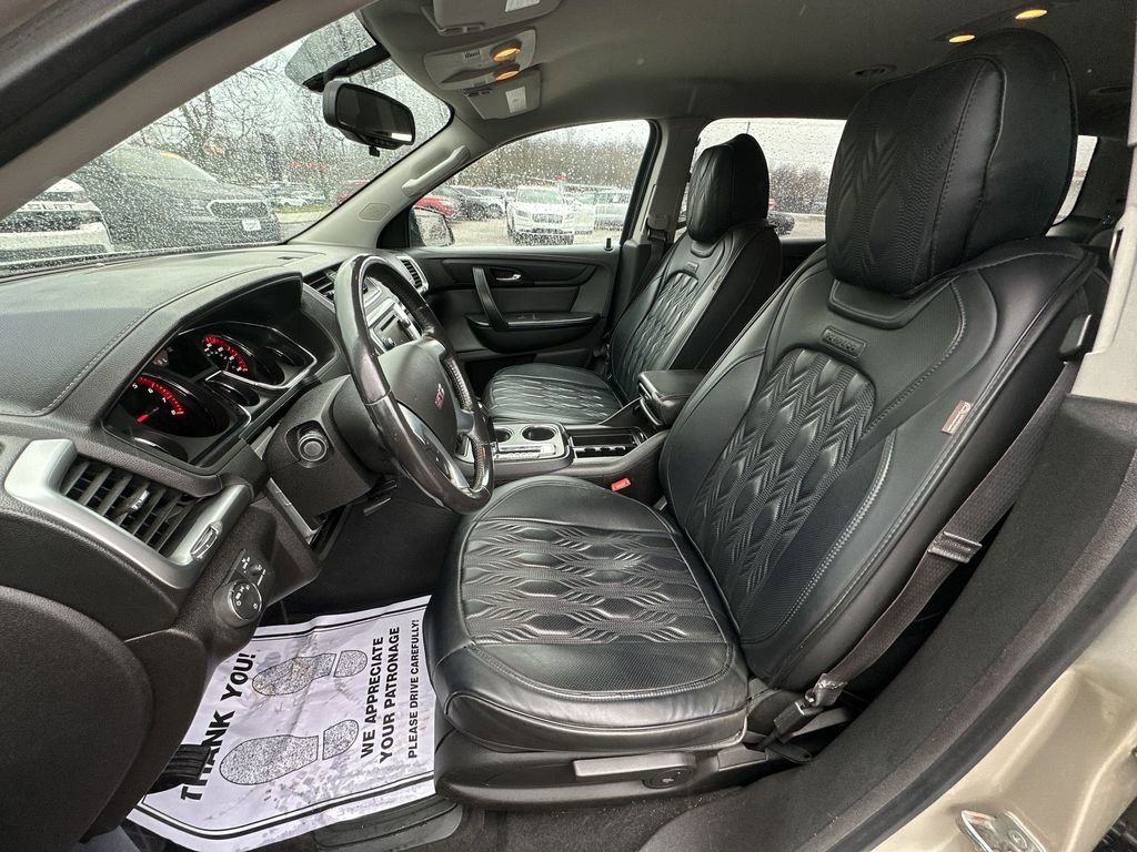 Used 2015 GMC Acadia SLE image 11