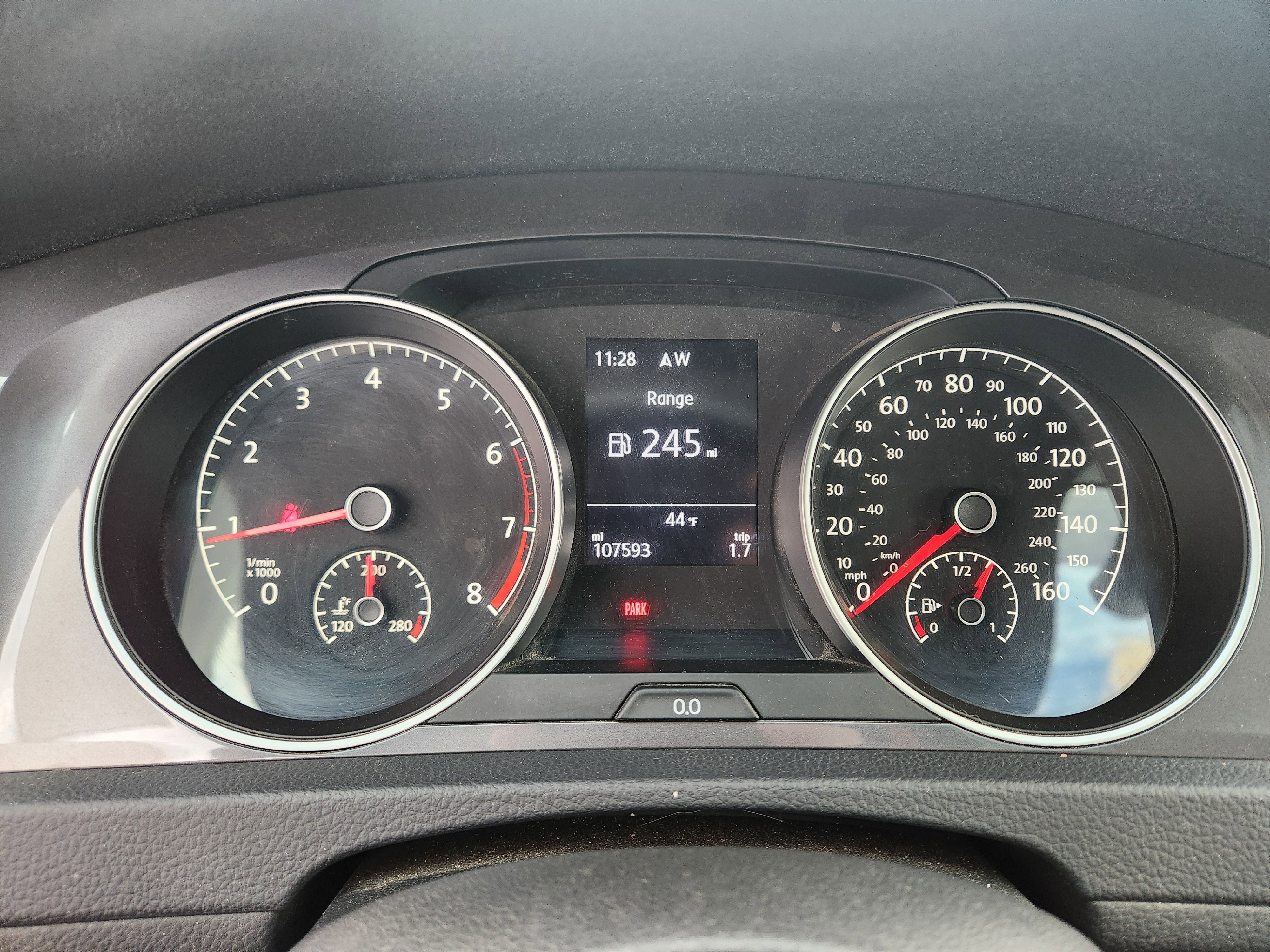 Used 2017 Volkswagen Golf Alltrack S image 12