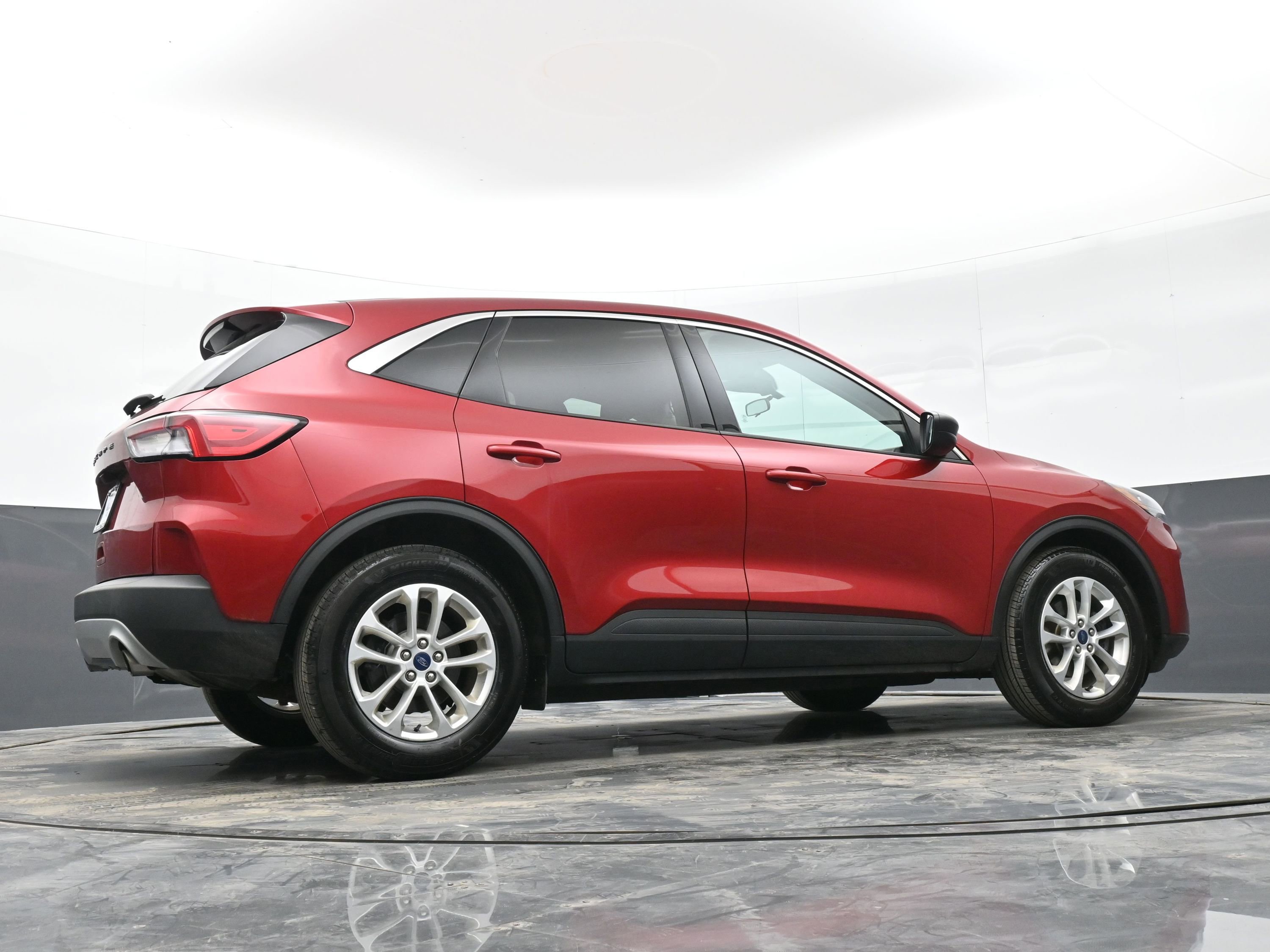 Used 2022 Ford Escape SE w/ Convenience Package image 40