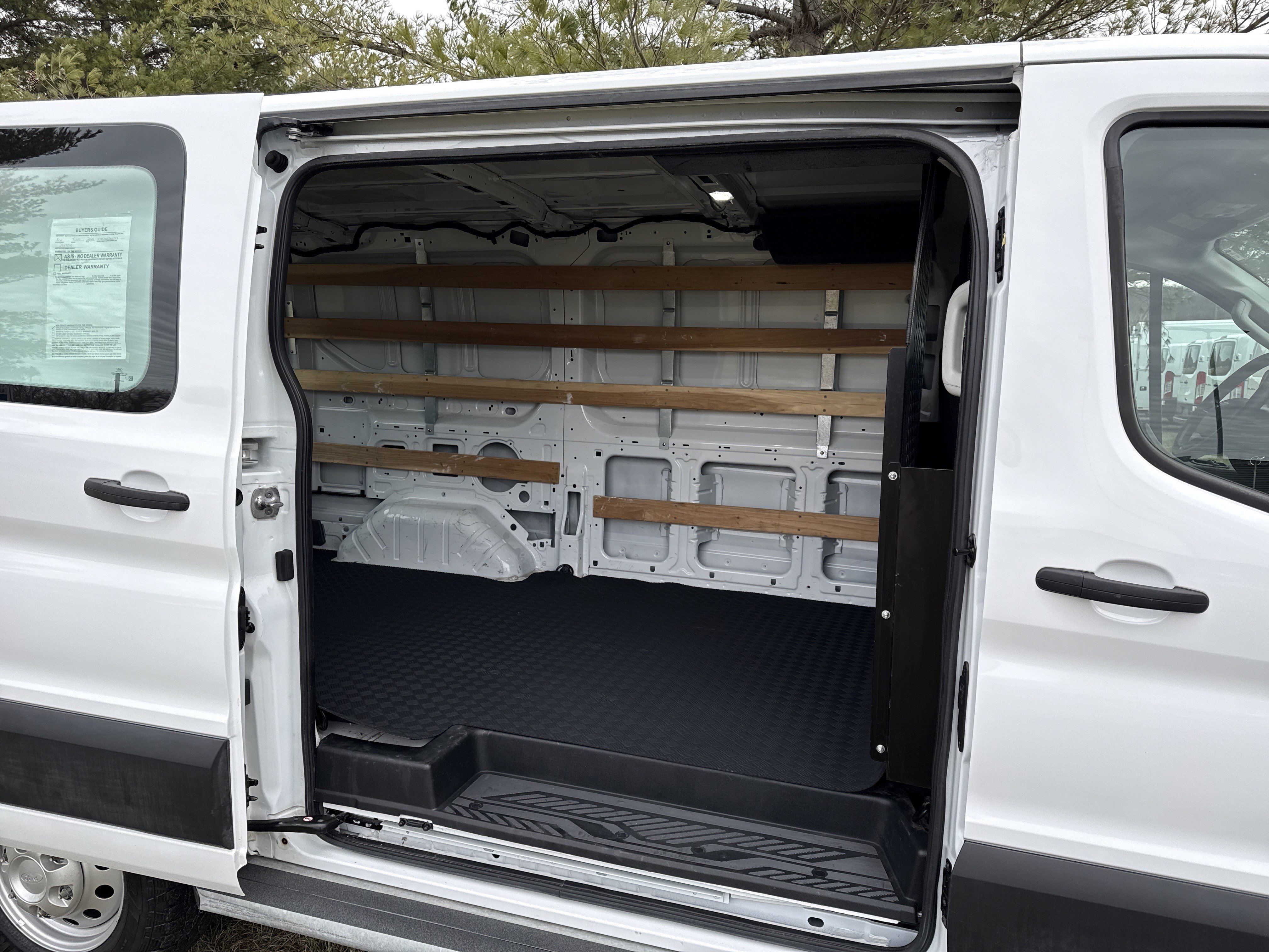 Used 2023 Ford Transit 250 Low Roof AWD w/ Exterior Upgrade Package image 8