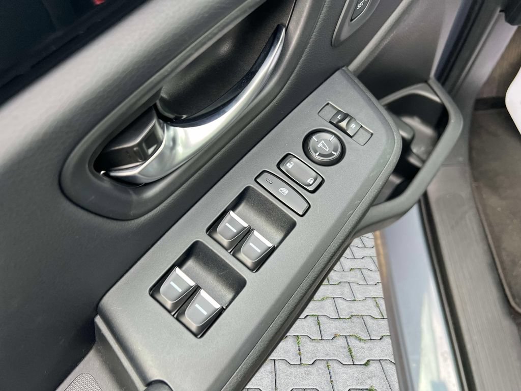 Used 2023 Honda Pilot Touring image 16