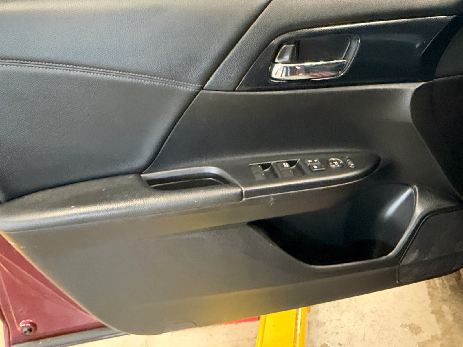Used 2015 Honda Accord Sport image 24