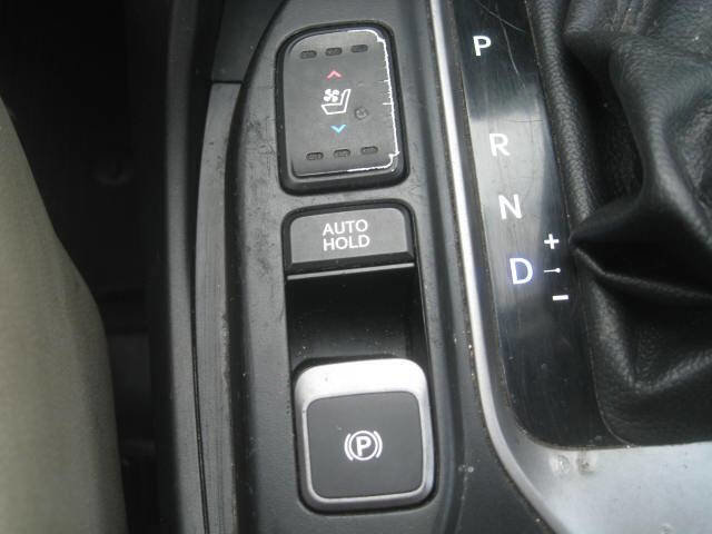 Used 2017 Hyundai Santa Fe AWD w/ SE Ultimate Tech Package 03 image 36