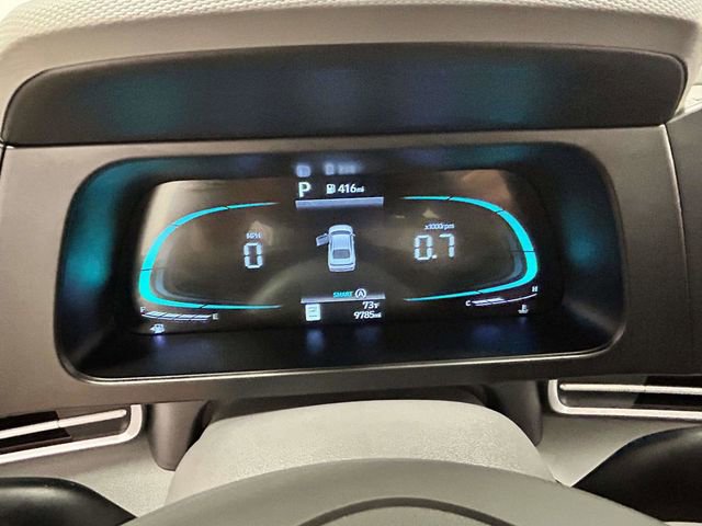 Certified 2025 Hyundai Elantra SE FWD image 23