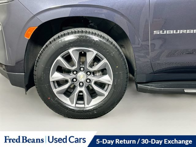 Used 2023 Chevrolet Suburban LT w/ LT Signature Plus Package AWD/4WD image 40