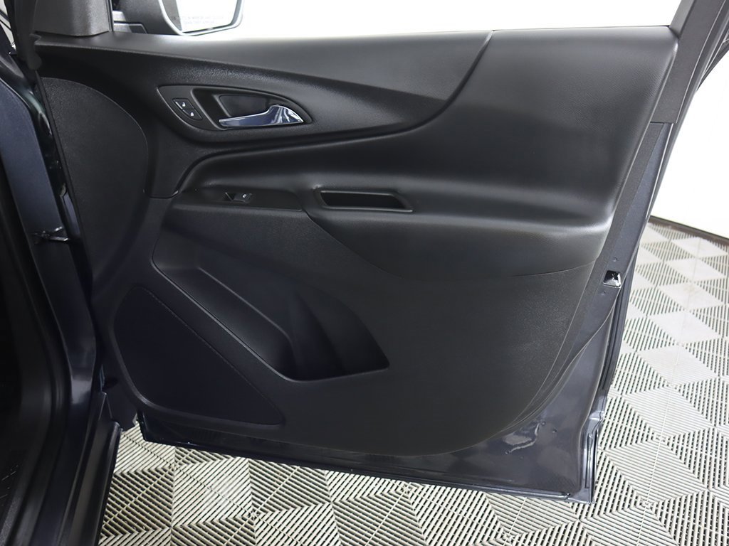Used 2023 Chevrolet Equinox LT image 22