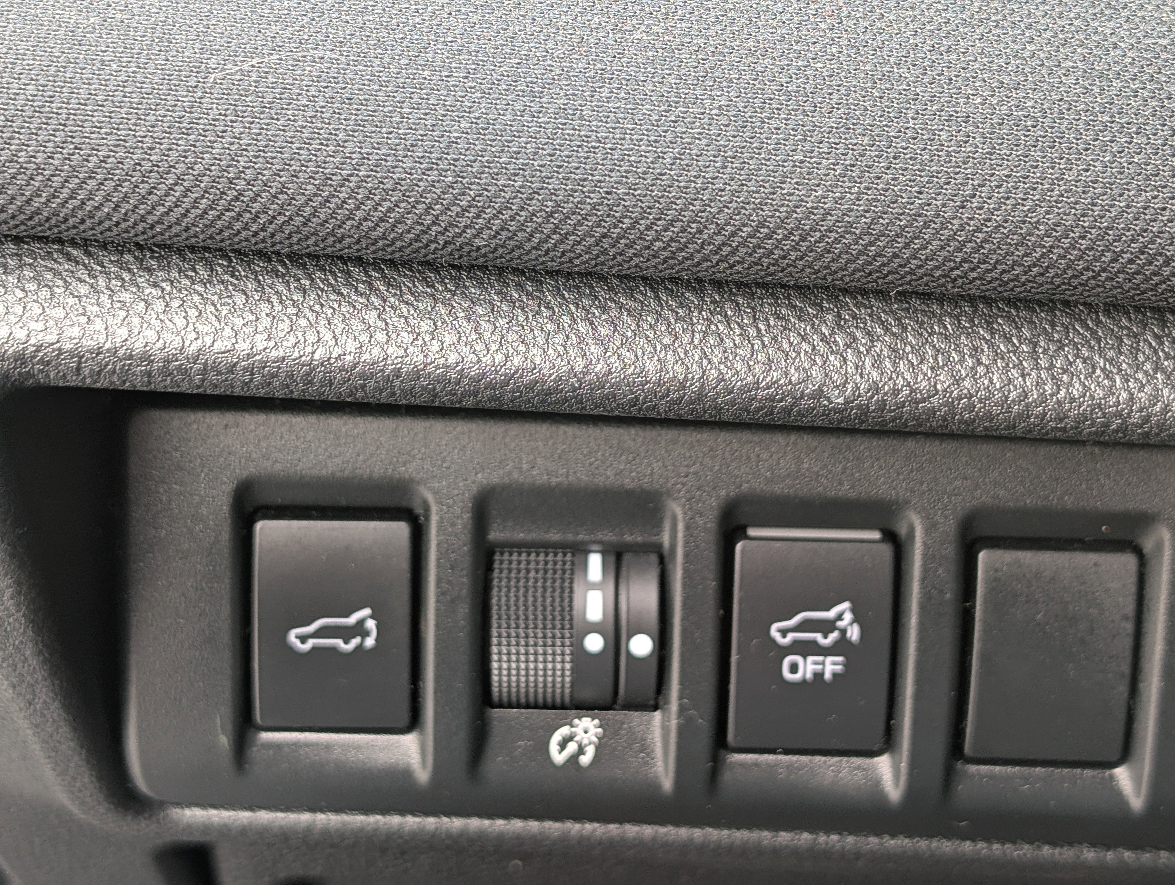 Used 2022 Subaru Outback Premium image 18