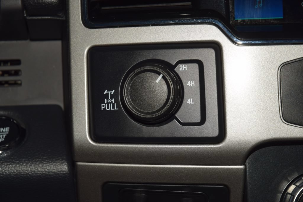 Used 2022 Ford F350 Lariat w/ Lariat Ultimate Package AWD/4WD image 33