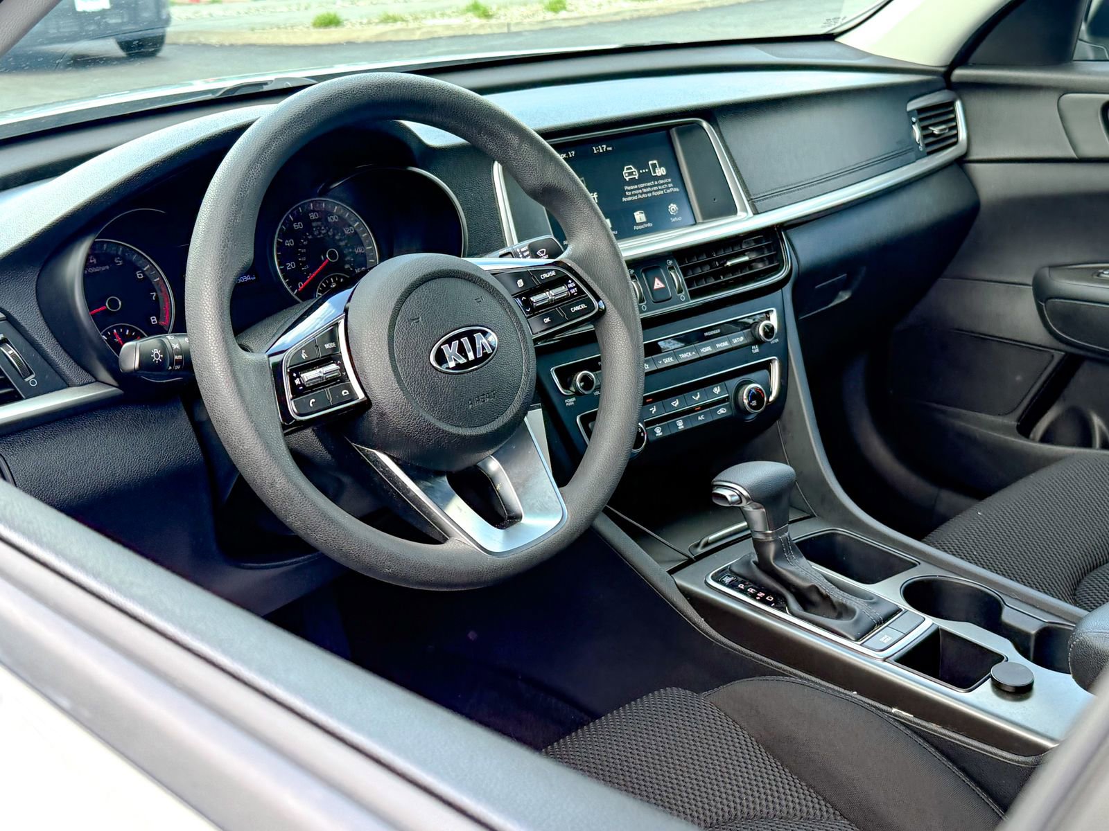 Certified 2020 Kia Optima LX FWD image 15