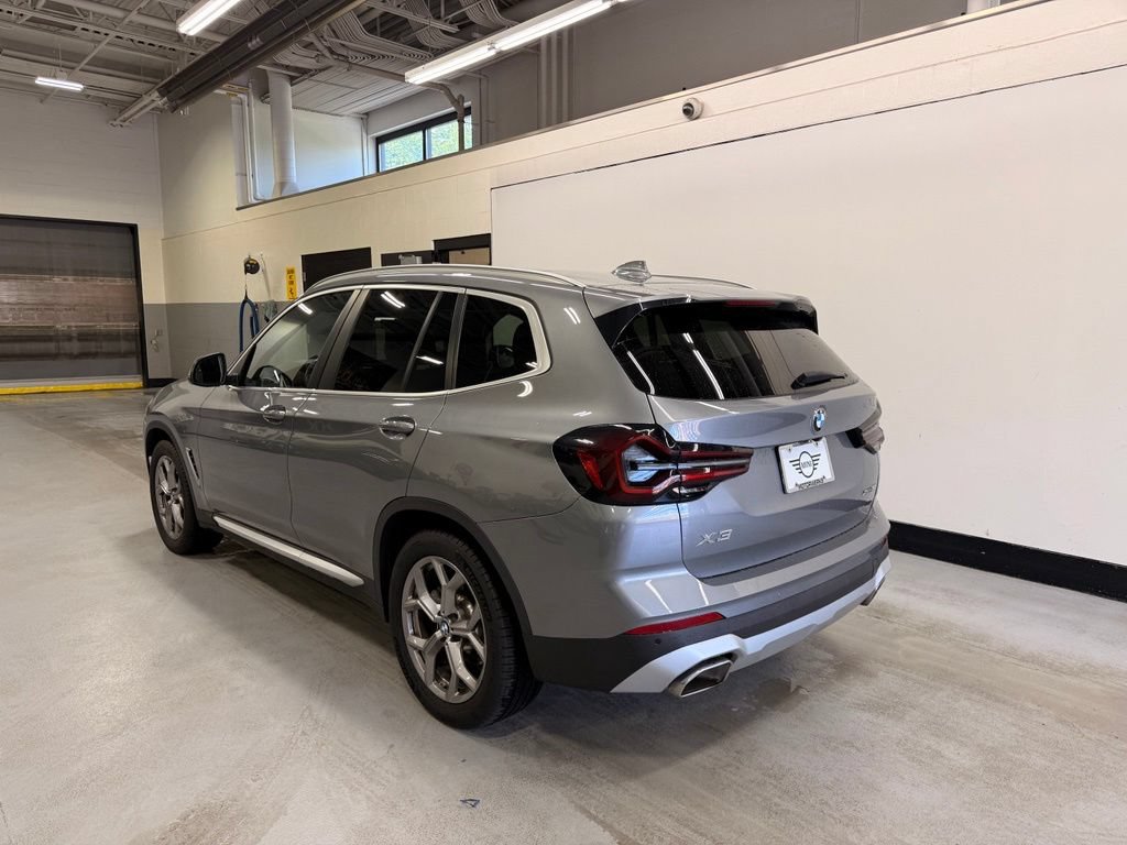 Used 2023 BMW X3 xDrive30i w/ Premium Package AWD/4WD image 3