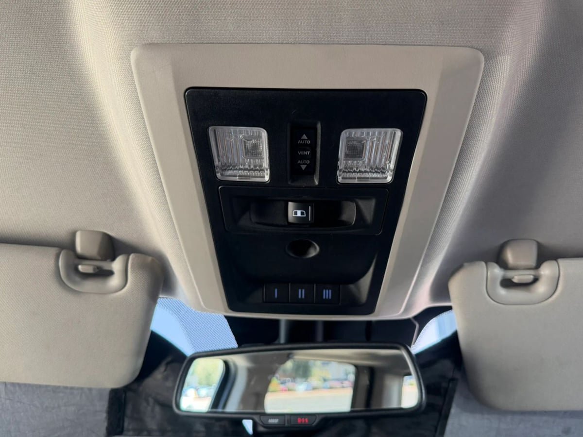 Used 2016 RAM 1500 Laramie w/ Convenience Group AWD/4WD image 64