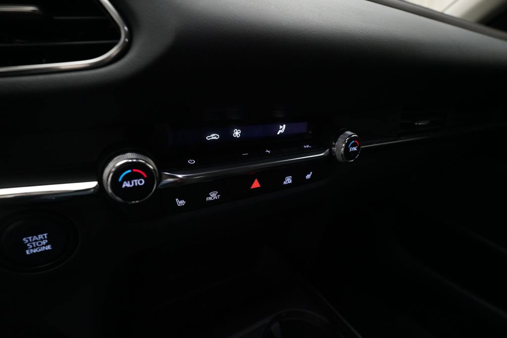 Used 2023 MAZDA CX-30 AWD 2.5 S w/ Premium Package image 19