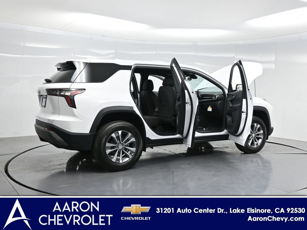 New 2026 Chevrolet Equinox LT image 4