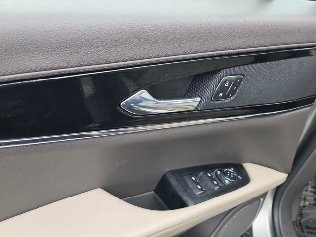 Used 2023 Lincoln Nautilus Reserve AWD/4WD image 38