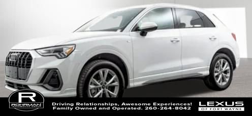 Used 2025 Audi Q3 2.0T Premium image 4