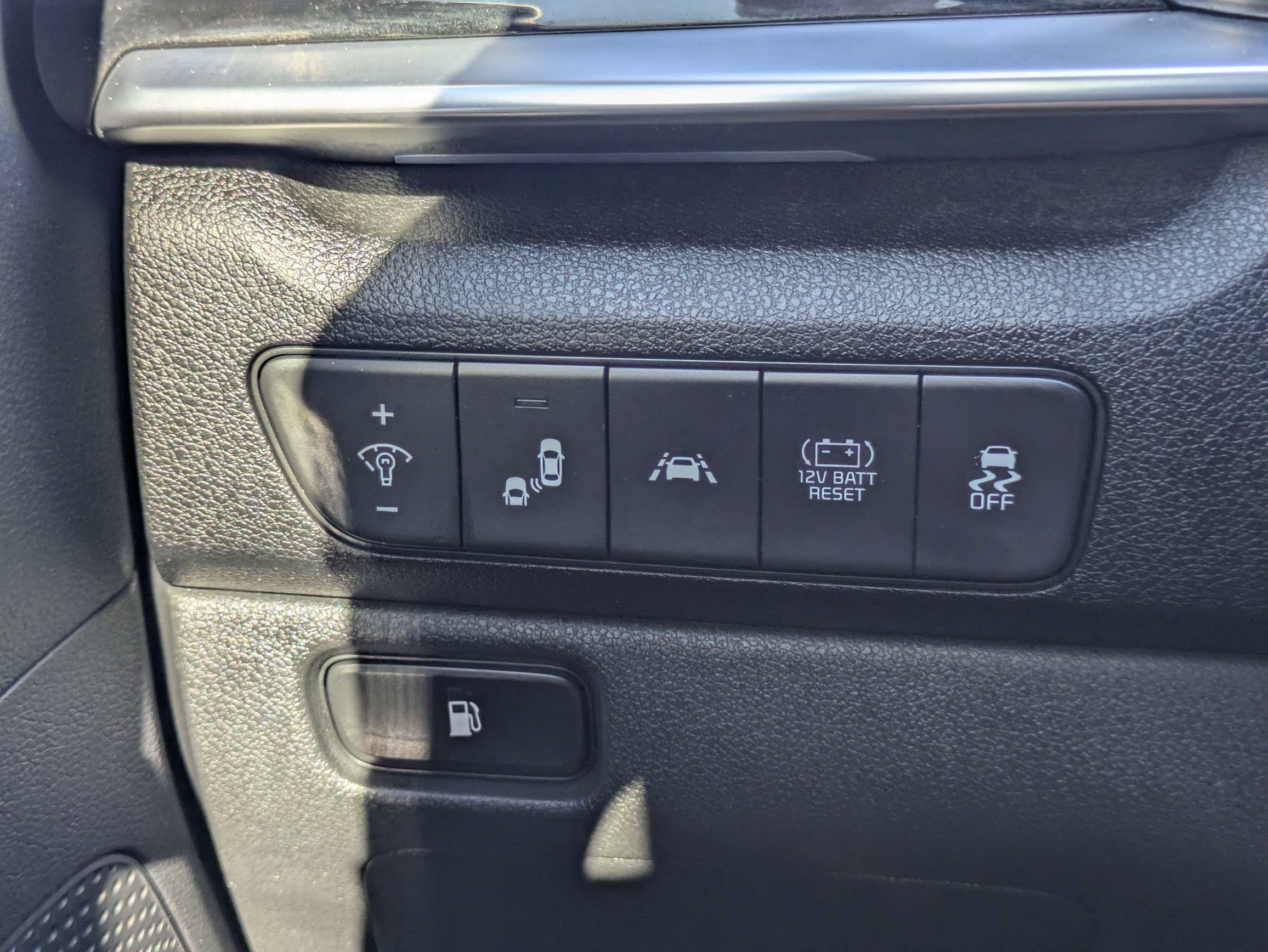 Used 2022 Kia Niro EX Premium FWD image 37