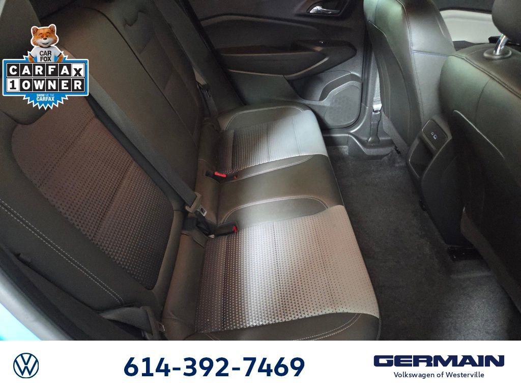 Used 2025 Chevrolet Trax LT w/ LT Convenience Package image 22