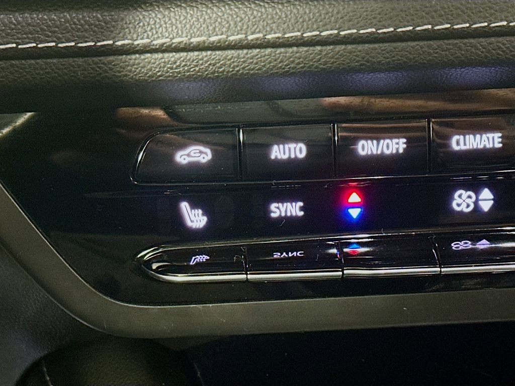 Used 2023 Buick Envision Preferred w/ Sport Touring Package image 26