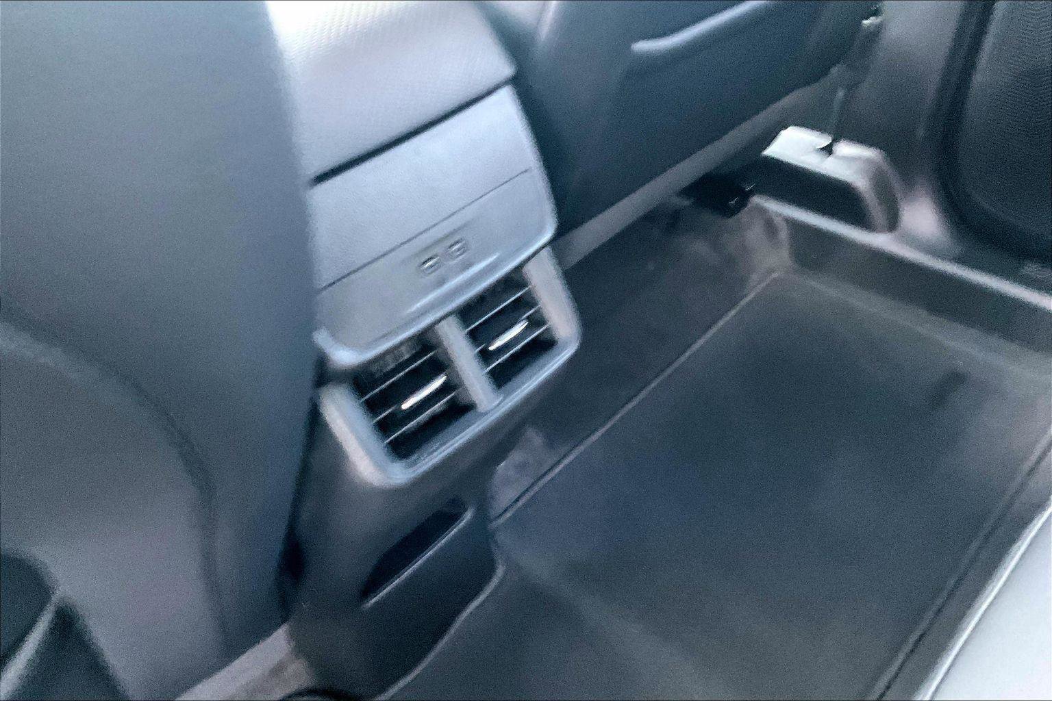 Used 2025 Chevrolet Equinox LT w/ Convenience Package II FWD image 10