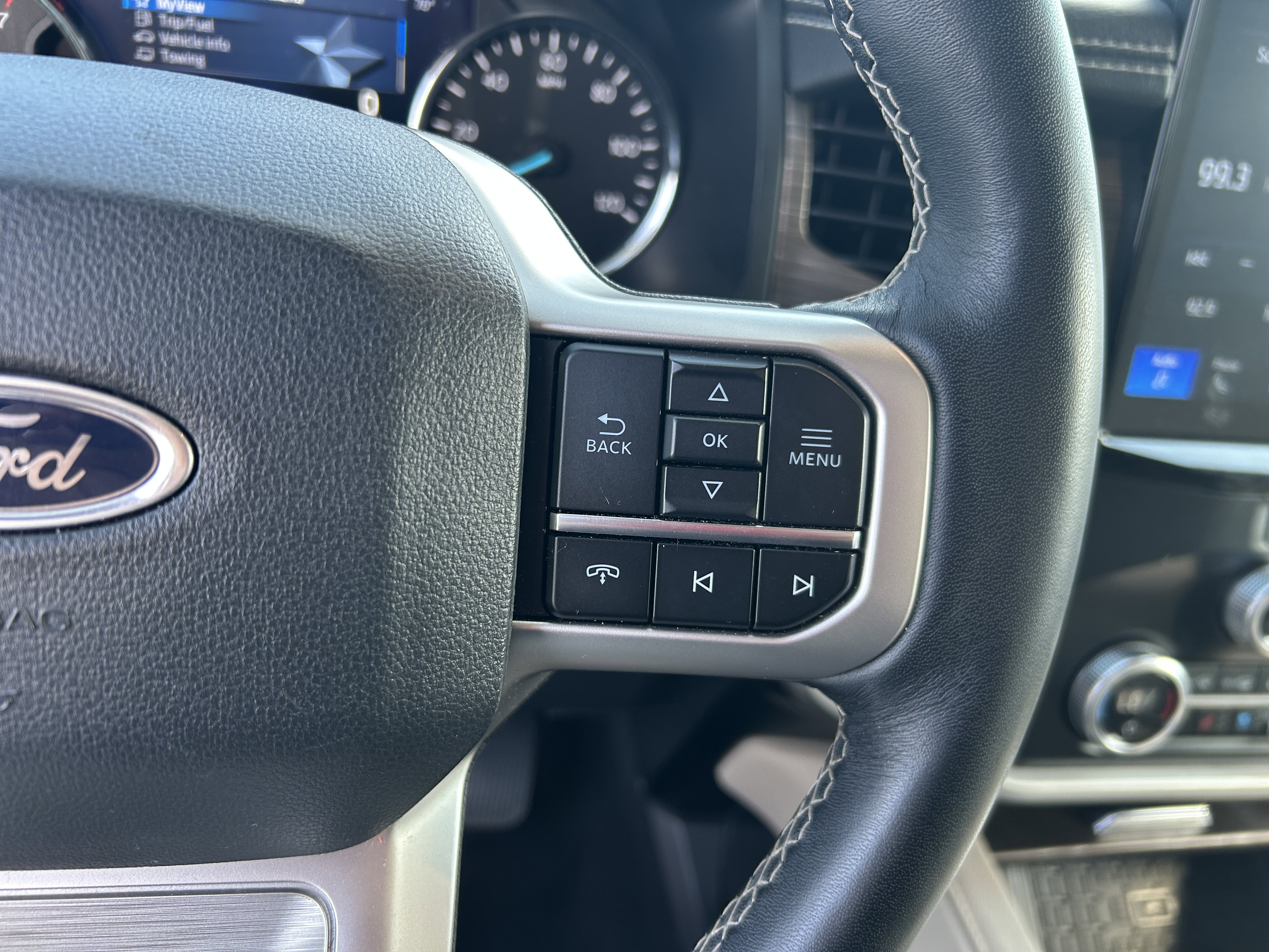 Certified 2024 Ford Expedition Limited image 20