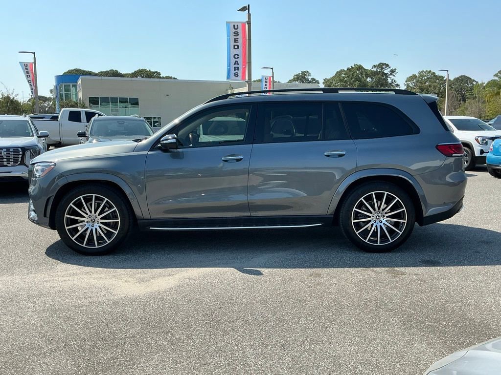 Used 2023 Mercedes-Benz GLS 450 4MATIC image 3