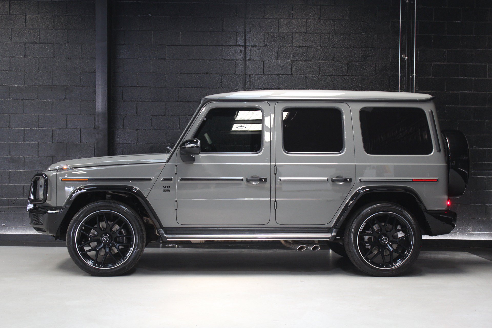 Used 2021 Mercedes-Benz G 550 image 3