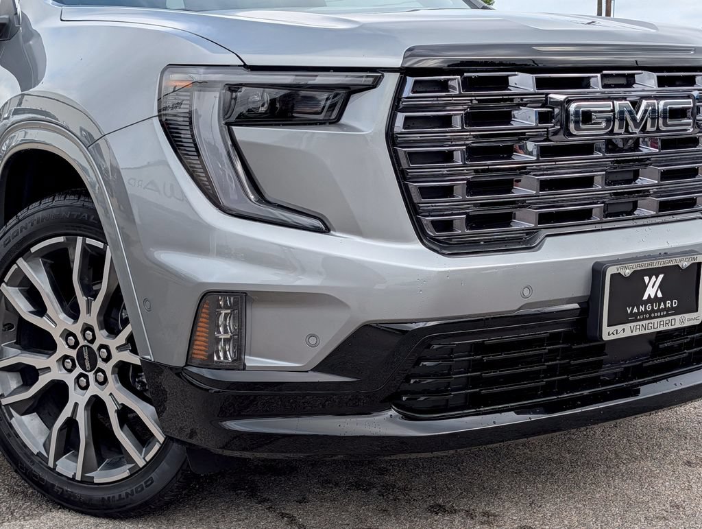 New 2026 GMC Acadia Denali Ultimate w/ LPO, Floor Liner Package AWD/4WD image 9
