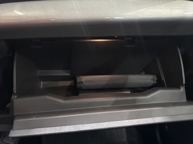 Used 2018 Ford Edge SEL w/ Equipment Group 201A image 36