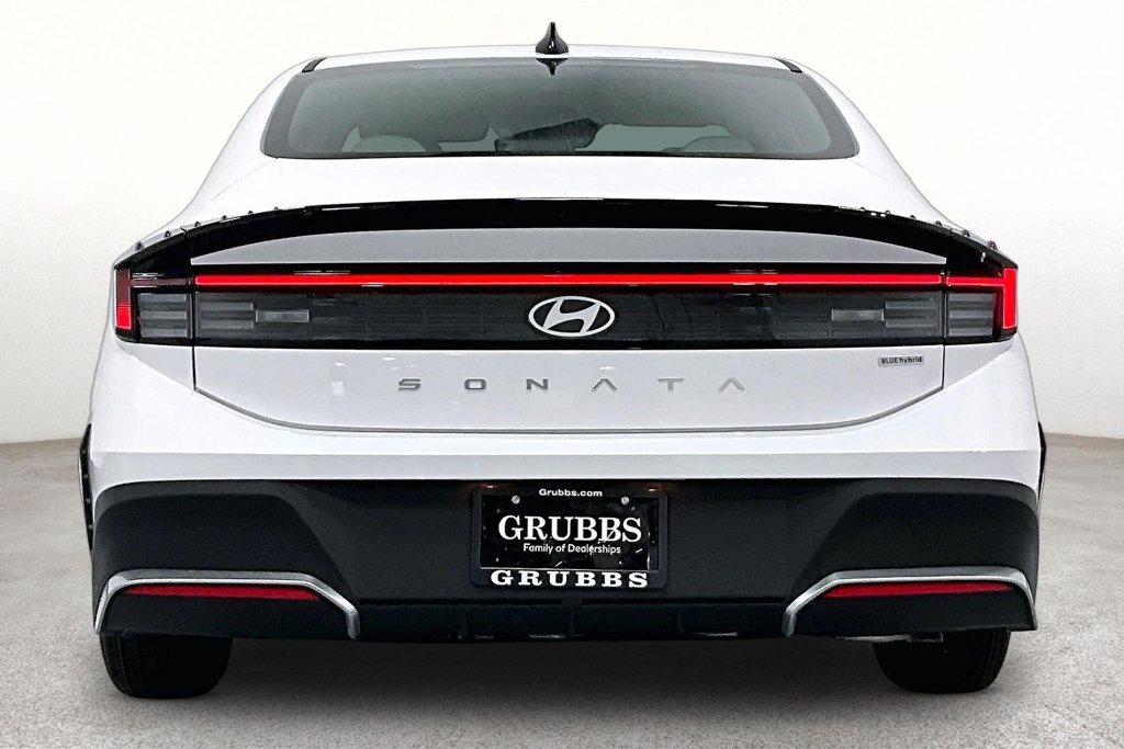 New 2026 Hyundai Sonata Blue FWD image 5