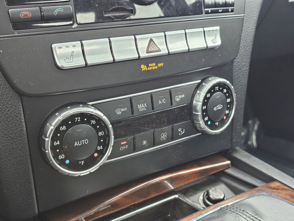 Used 2012 Mercedes-Benz C 300 4MATIC Sedan image 7