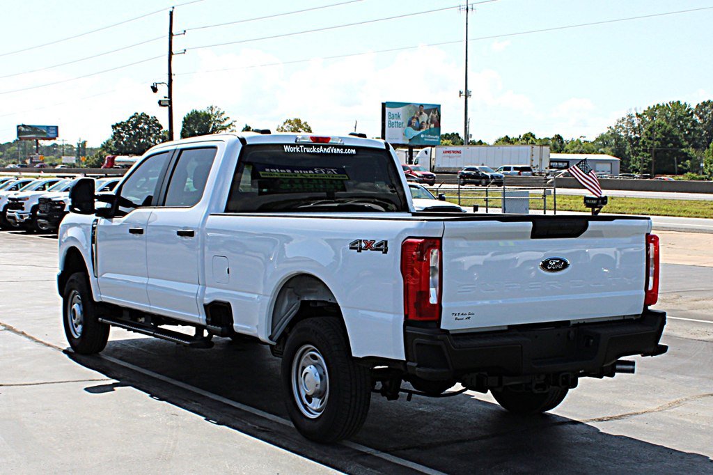 Used 2026 Ford F350 XL w/ Snow Plow/Camper Package AWD/4WD image 4