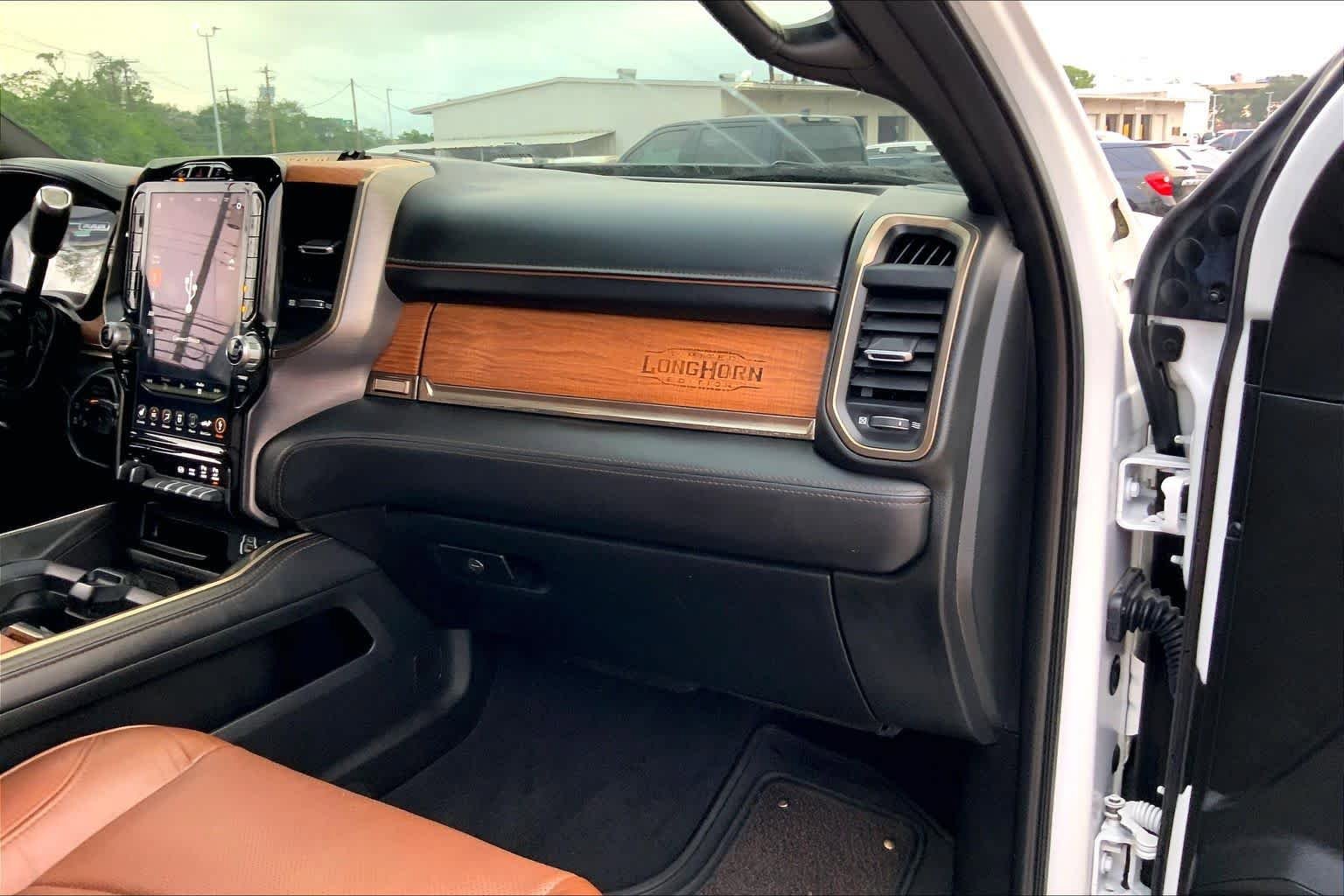 Used 2021 RAM 2500 Limited image 15