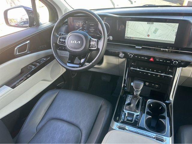 Certified 2024 Kia Carnival SX image 12