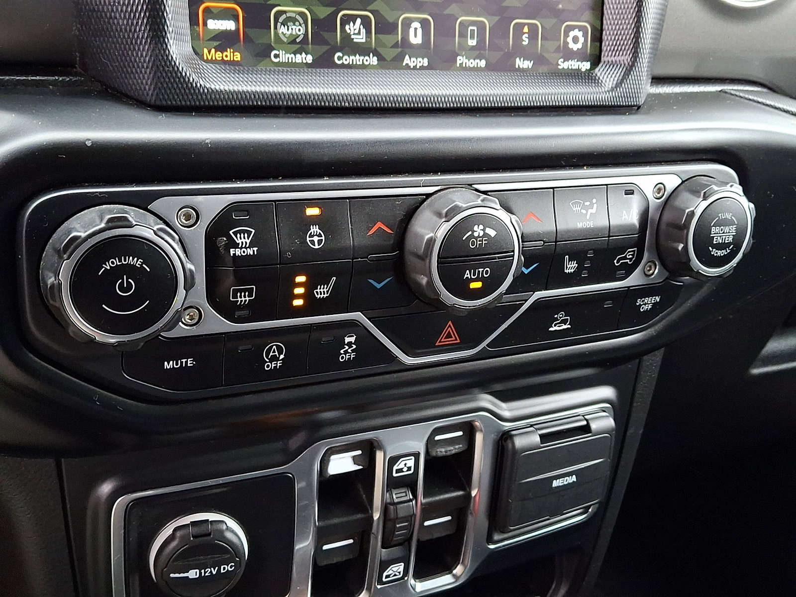 Used 2021 Jeep Gladiator Sport image 16