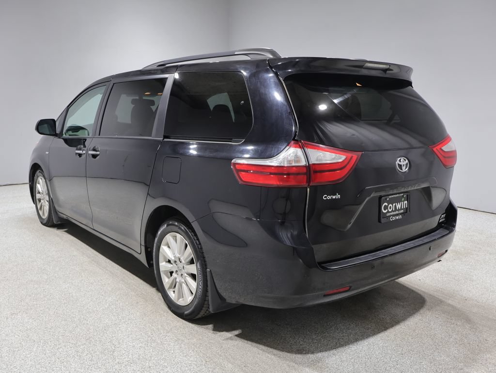 Used 2025 Hyundai Santa Fe Calligraphy AWD/4WD image 6
