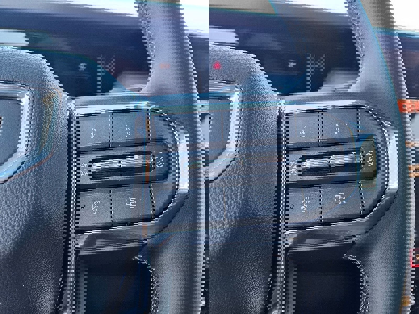 New 2026 GMC Yukon XL Denali w/ Sun & Power Step Package image 14