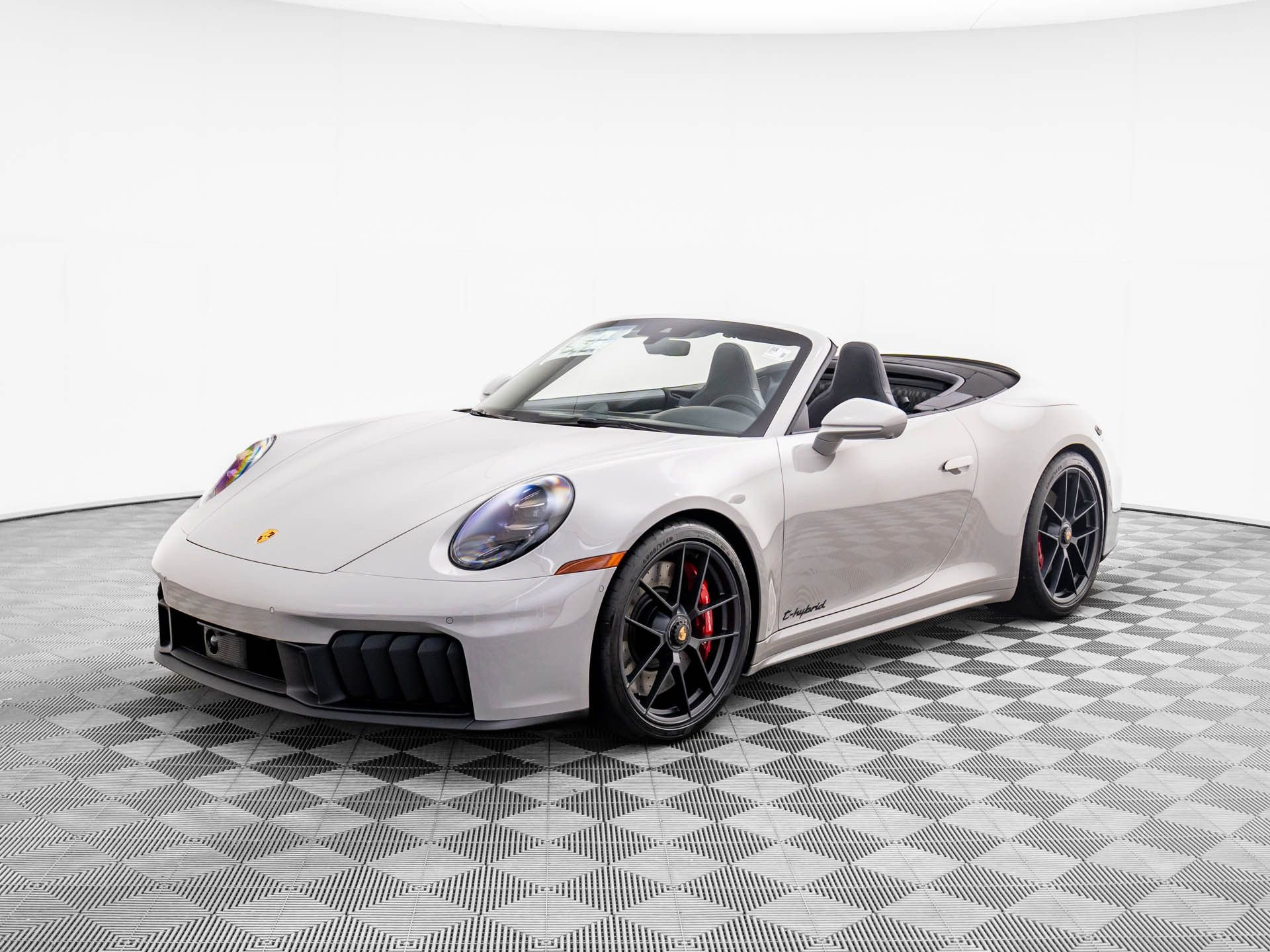 New 2026 Porsche 911 Carrera GTS image 1