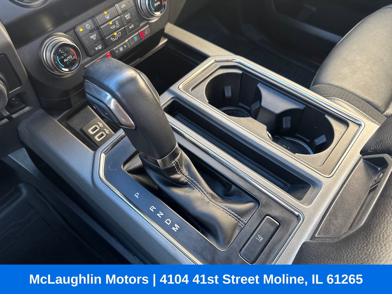 Used 2020 Ford F150 Raptor w/ Equipment Group 802A Luxury image 21