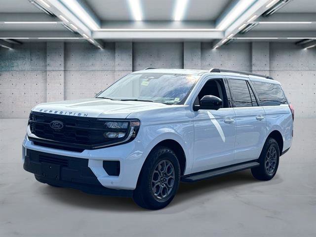 Used 2025 Ford Expedition Max Active AWD/4WD image 1