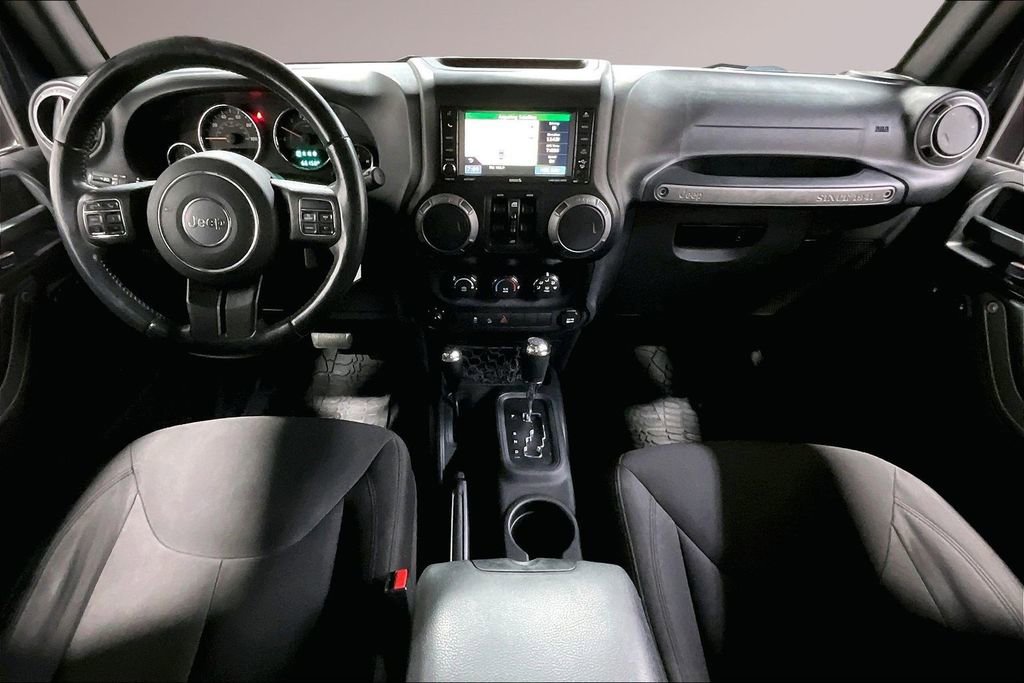 Used 2017 Jeep Wrangler Unlimited Willys image 8