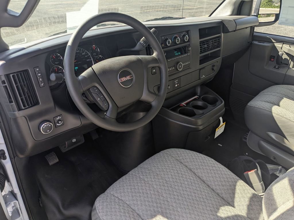 New 2026 GMC Savana 2500 w/ Driver Convenience Package image 18