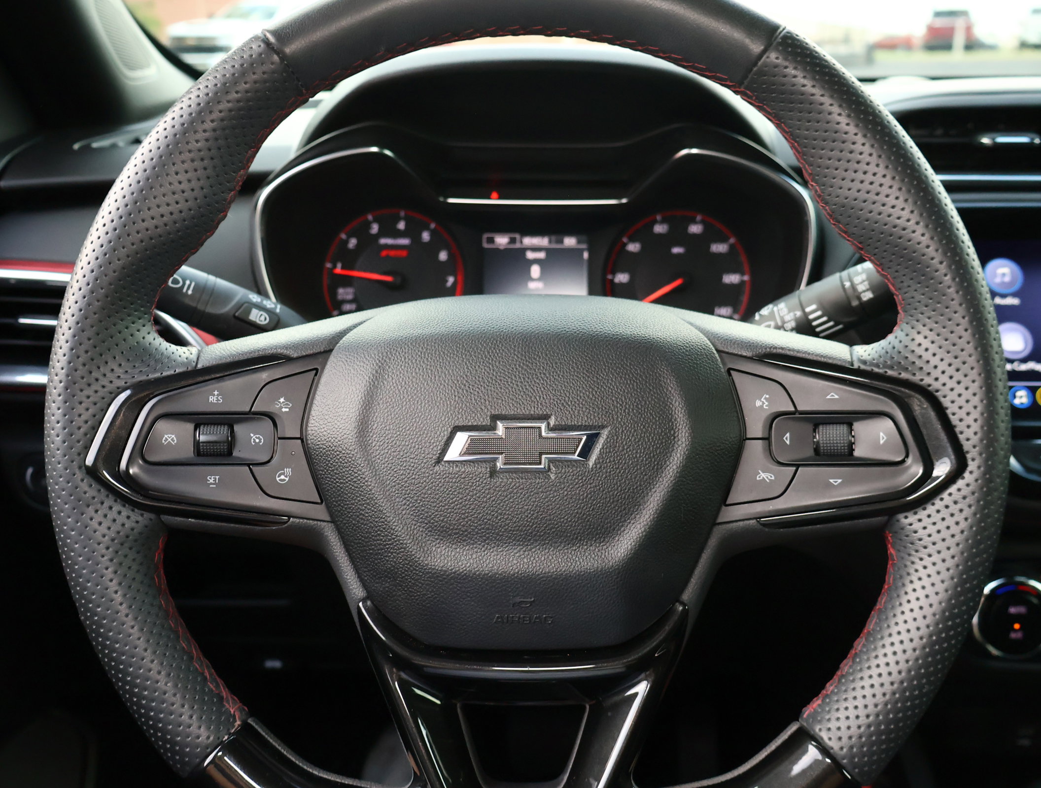 Used 2023 Chevrolet TrailBlazer RS w/ Convenience Package FWD image 12