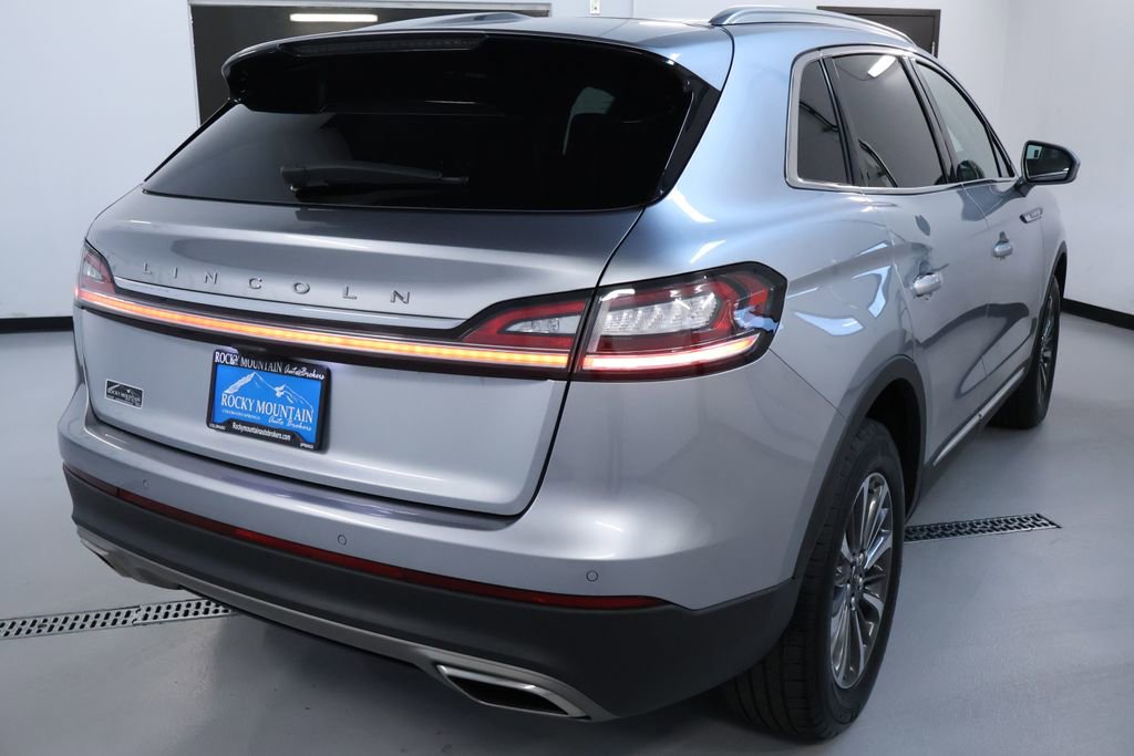 Used 2023 Lincoln Nautilus AWD w/ Premium Package image 7