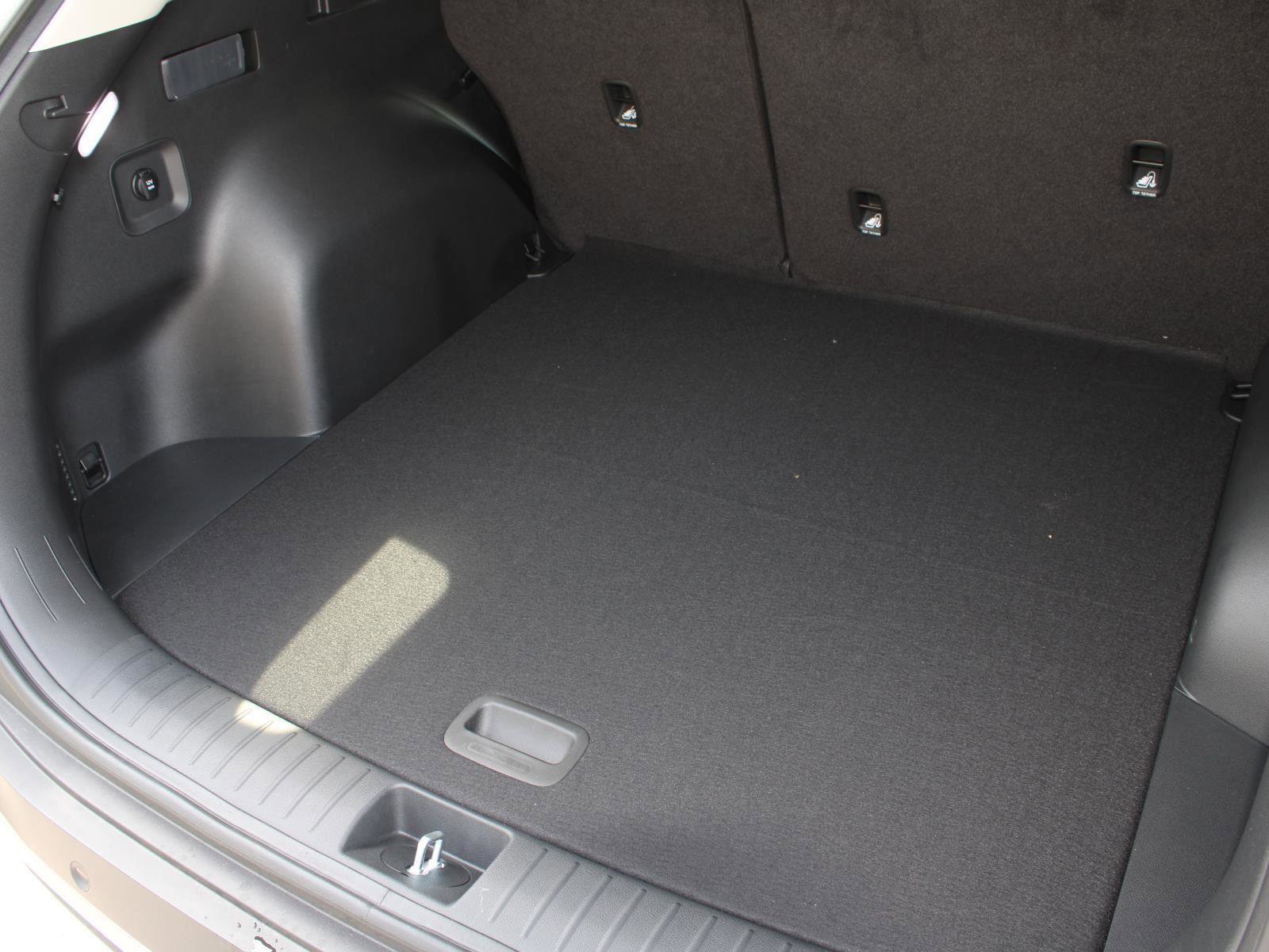 New 2026 Kia Sportage EX w/ EX Panorama Roof Package image 9