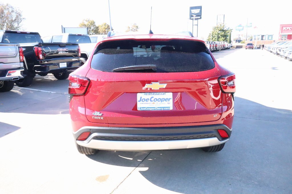 New 2026 Chevrolet Trax LT w/ Driver Confidence Package image 20