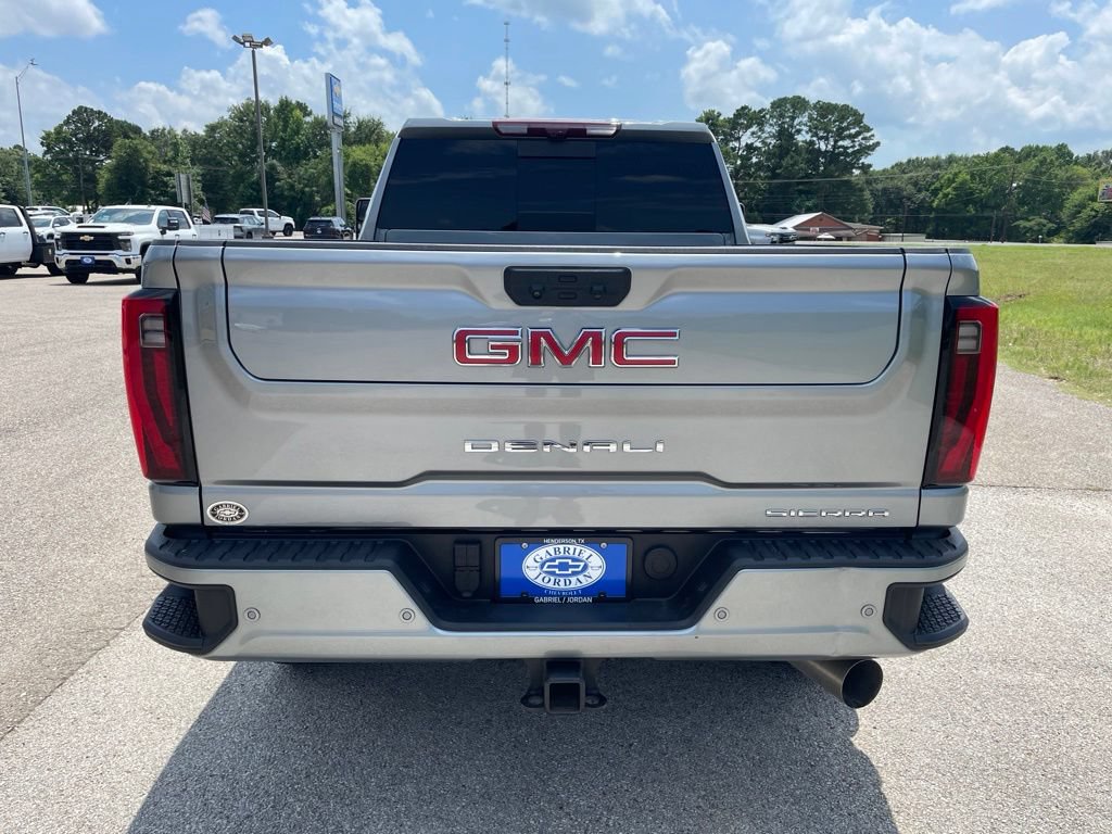 Used 2025 GMC Sierra 2500 Denali w/ Denali Reserve Package AWD/4WD image 5