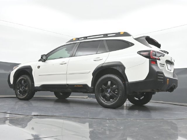 Used 2025 Subaru Outback Wilderness AWD/4WD image 44