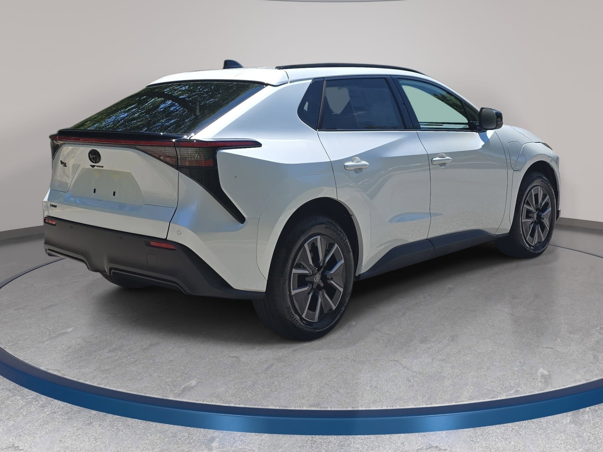 New 2026 Toyota bZ FWD image 5