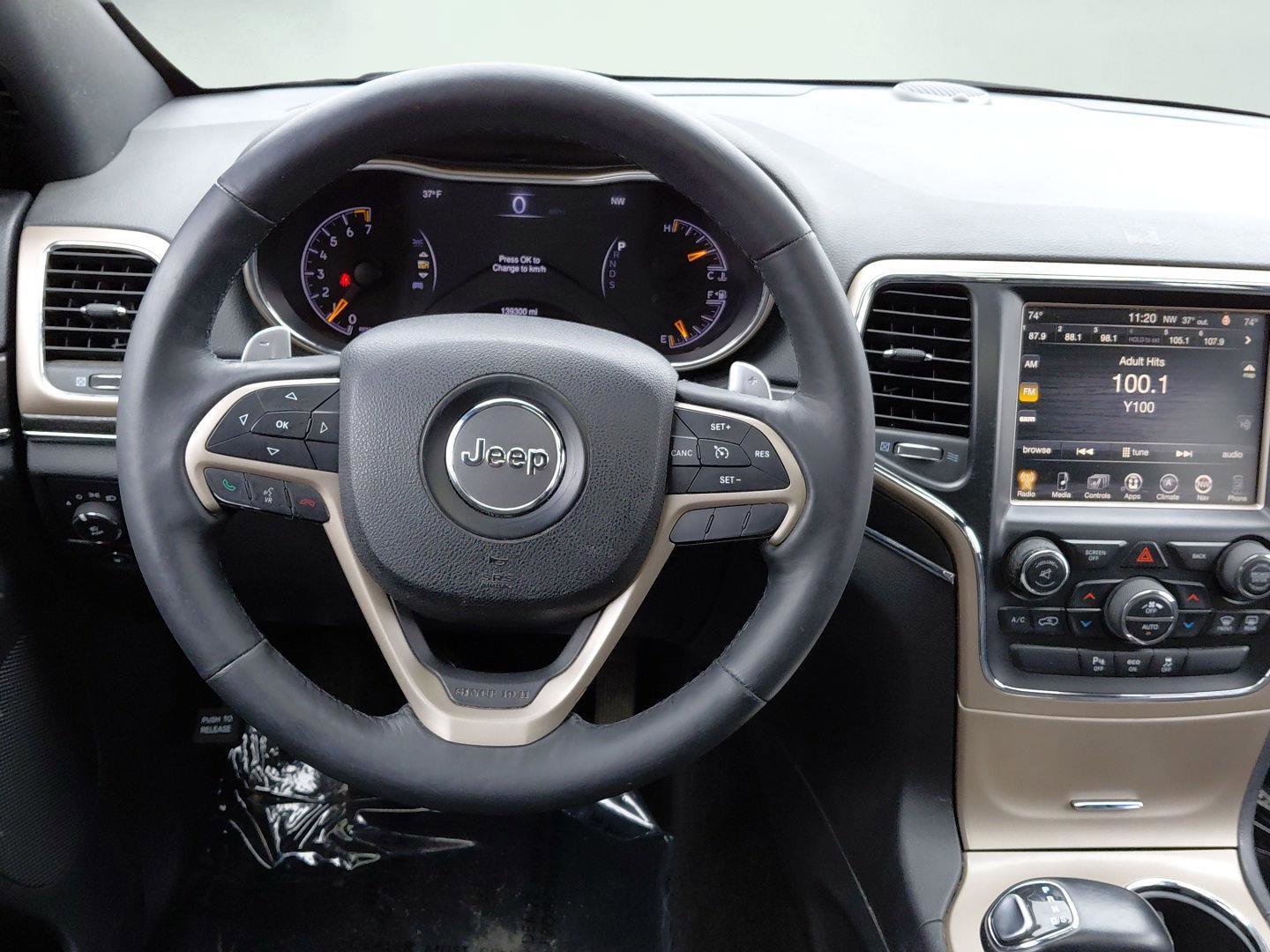 Used 2015 Jeep Grand Cherokee Limited w/ Luxury Group II image 38