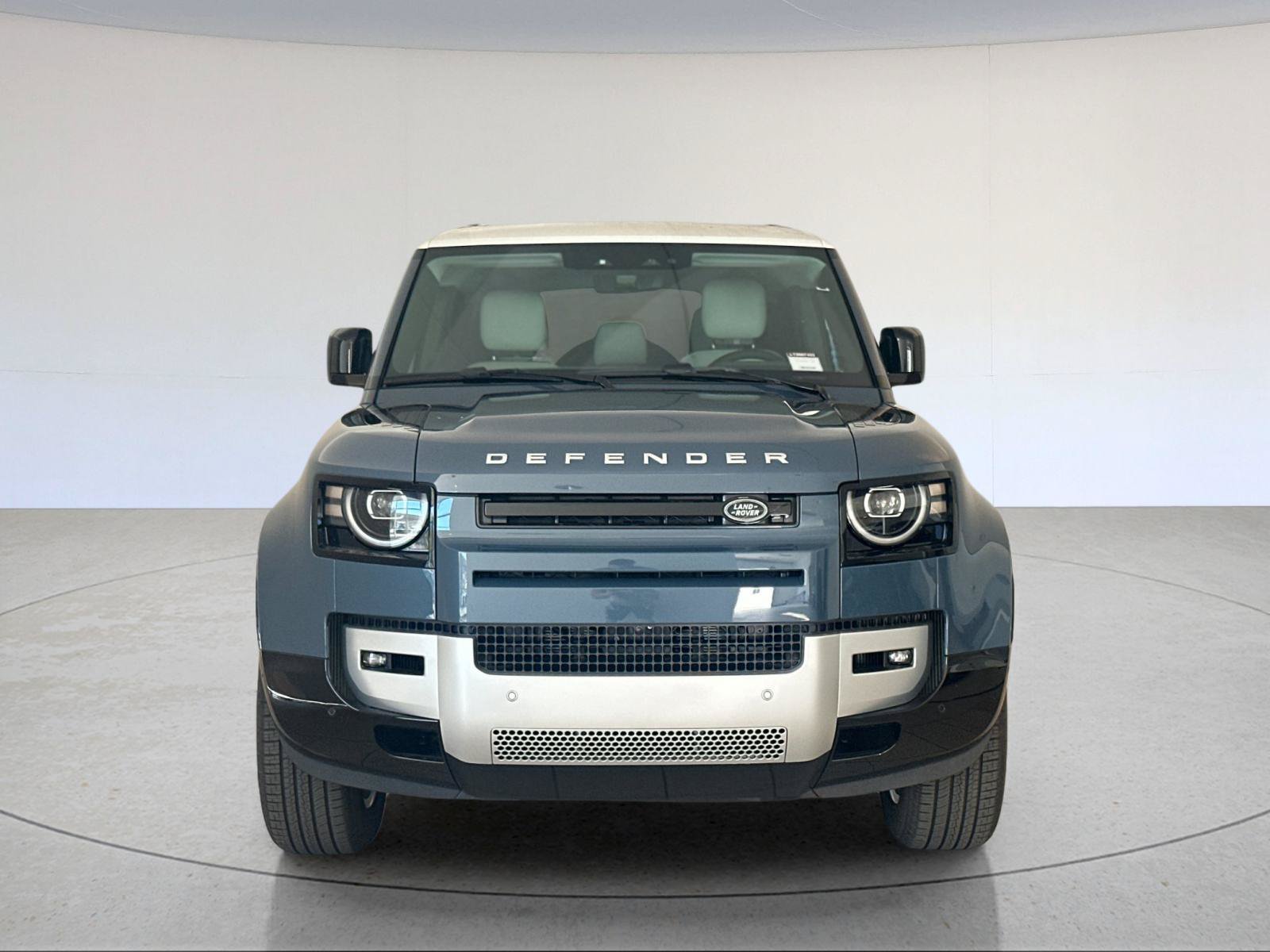 New 2026 Land Rover Defender 110 X-Dynamic SE AWD/4WD image 9